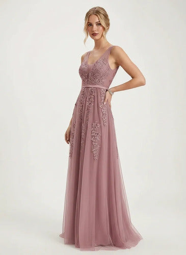 Vestido largo en tul corte princesa hombros descubiertos