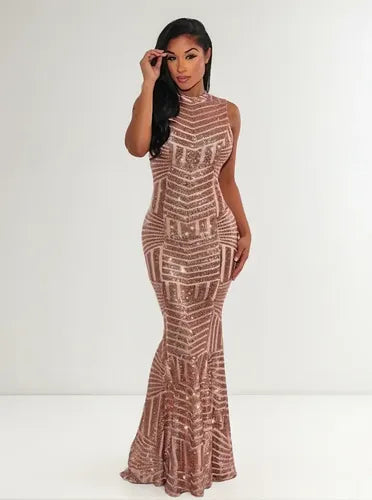 Vestido largo lentejuelas dorado corte sirena