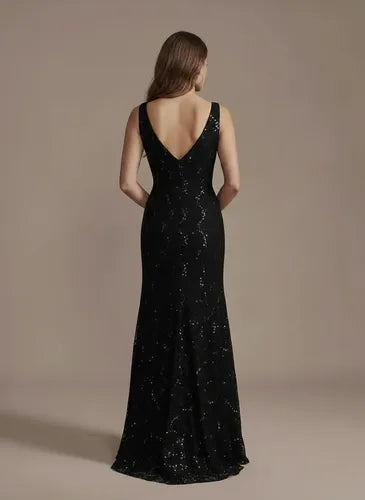 Vestido largo de encaje corte sirena