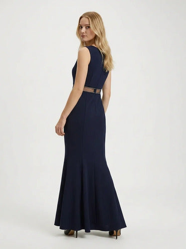 Vestido largo corte sirena escote bote