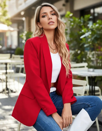 Blazer rojo tipo tapado cuello esmoquin