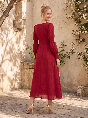 Vestido largo burdeo escote corazón manga larga