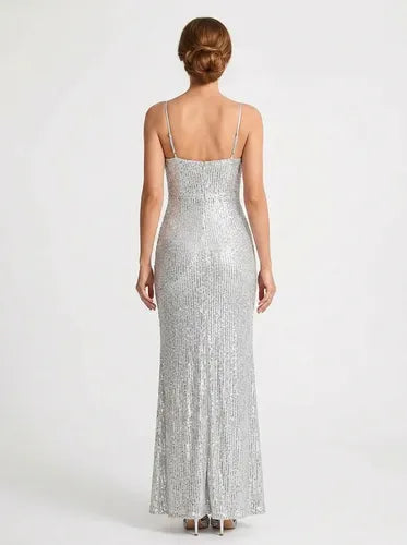 Vestido largo de fiesta dorado corte sirena con lentejuelas
