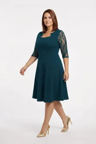 Vestido evasé midi escote cuadrado talla grande
