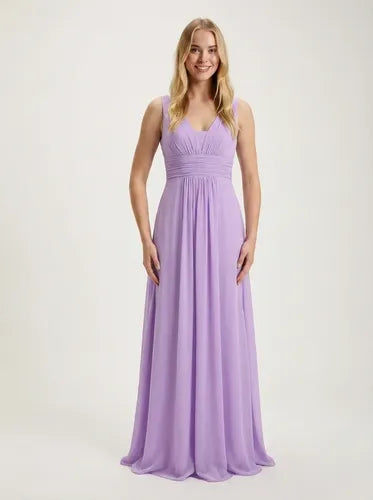 Vestido largo de gasa con escote V y caída evasé