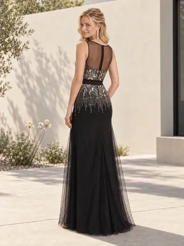 Vestido largo evasé de gasa con lentejuelas