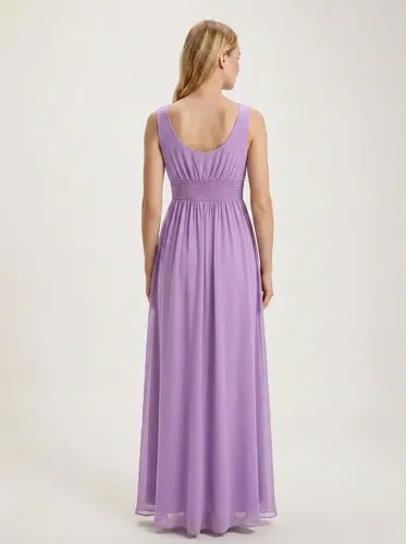 Vestido largo de gasa con escote V y caída evasé