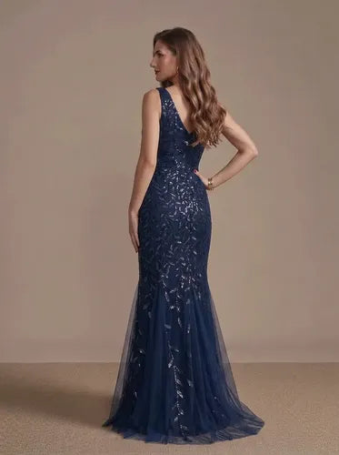 Vestido maxi corte sirena escote V