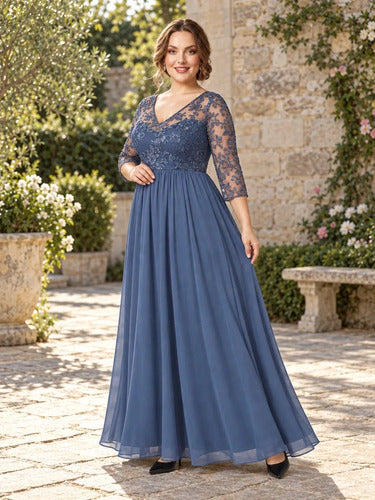 Vestido largo azul con mangas tres cuartos