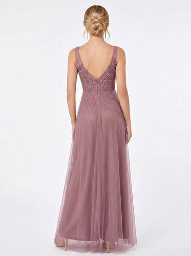 Vestido largo en tul corte princesa hombros descubiertos