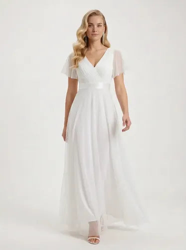 Vestido largo de novia blanco con mangas de tul