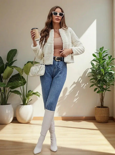 Bolero blanco de imitación piel con bolsillos para fiesta