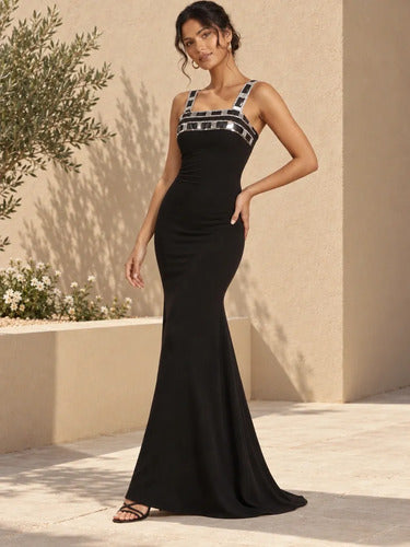Vestido largo negro corte sirena sin mangas