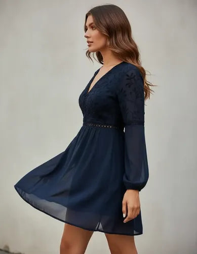 Vestido Gasa Corto Escote V Acampanado Manga Larga Va 480