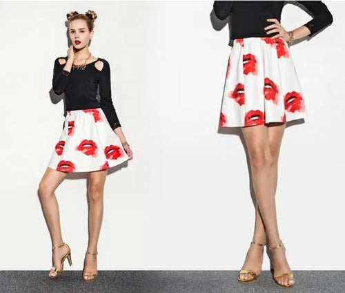 Falda Corta con Estampado de Labios - vista 2