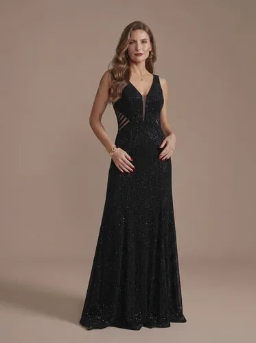 Vestido largo de fiesta evasé en terciopelo bordó y negro