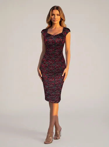 Vestido tubo corto de encaje talla grande