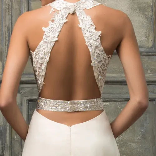 Vestido de novia princesa halter en tono crema