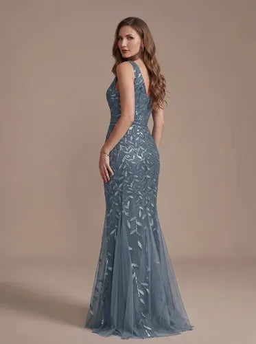 Vestido maxi corte sirena escote V