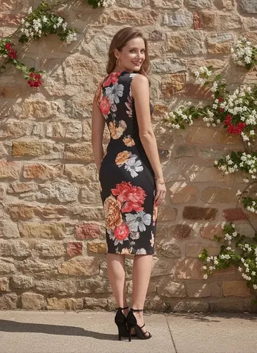 Vestido corto negro bodycon escote V cóctel