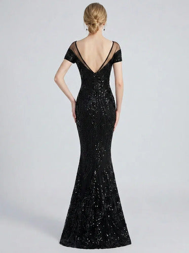 Vestido largo de fiesta negro corte sirena con lentejuelas
