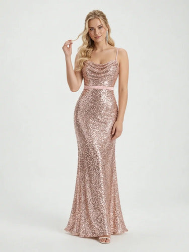 Vestido largo dorado con lentejuelas corte sirena