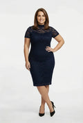 Vestido midi azul marino de encaje corte tubo grande