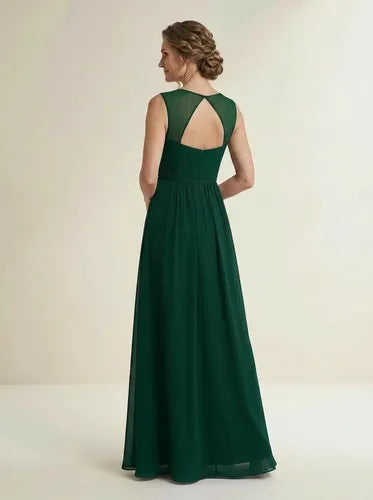 Vestido largo de fiesta verde evasé escote V en gasa