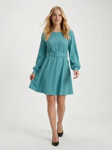 Vestido corto turquesa cinturón vintage manga larga