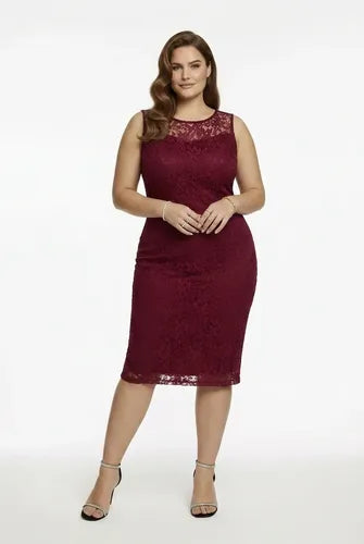 Vestido midi negro encaje cuello cubierto talla grande