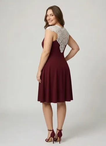 Vestido corto burdeo y violeta evasé cuello alto fiesta