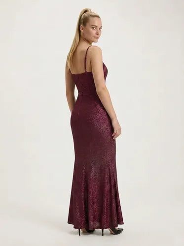 Vestido largo bodycon escote V con tajo