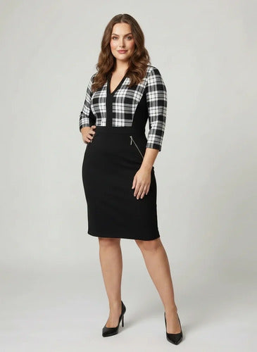 Vestido corto negro ajustado, manga 3/4 y escote V
