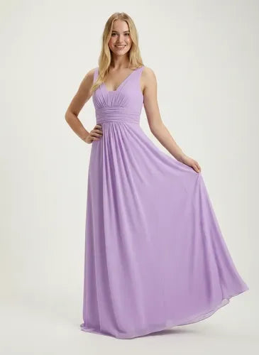 Vestido largo de gasa con escote V y caída evasé