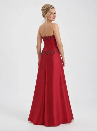 Vestido largo de gala strapless rojo