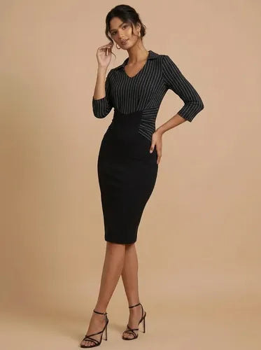 Vestido corto gris y negro corte tubo manga corta escote V