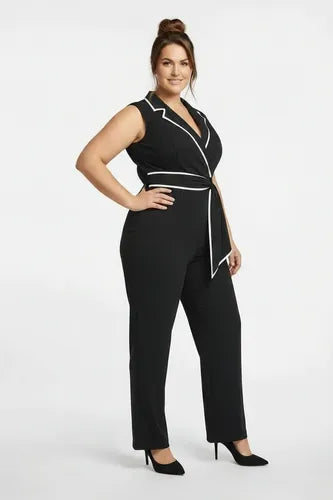 Mono negro escote cruzado sin mangas, talla grande