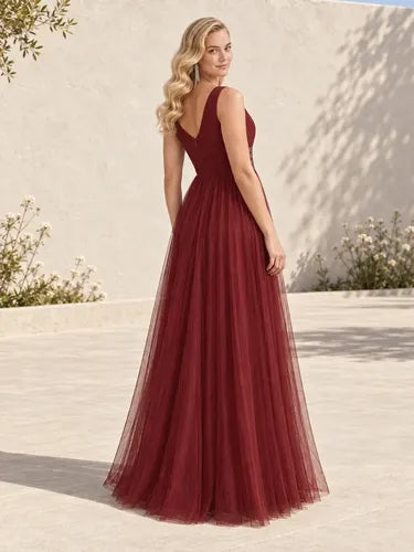 Vestido largo evasé tul bordo hombros descubiertos