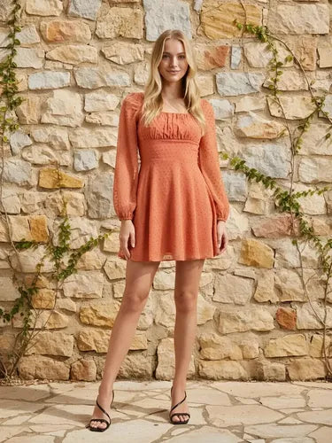 Vestido corto multicolor escote cuadrado manga larga