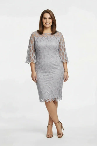 Vestido midi gris corte tubo manga 3/4 talla grande