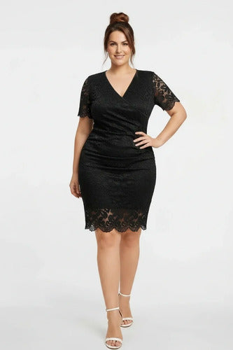 Vestido midi bordó y negro encaje talla grande