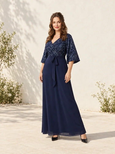 Vestido largo azul bordado escote V para fiesta