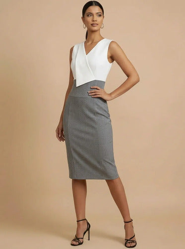 Vestido midi multicolor corte tubo sin mangas escote V