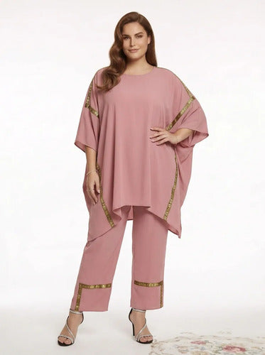 Mono rosa tipo blusón manga murciélago