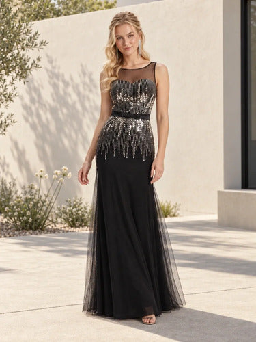 Vestido largo evasé de gasa con lentejuelas