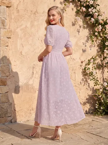 Vestido midi rosa con escote V romántico vintage