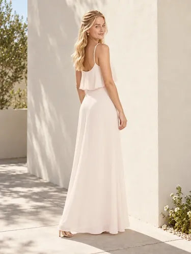 Vestido largo rosa de gasa evasé hombros descubiertos