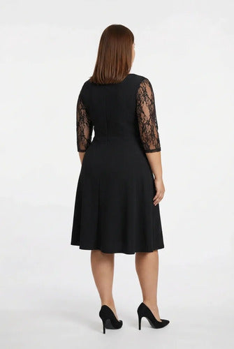 Vestido evasé midi escote cuadrado talla grande