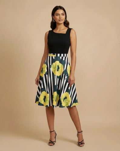 Vestido midi floral negro y verde acampanado grande