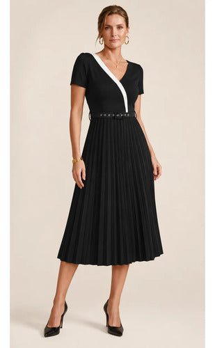 Vestido midi negro plisado cintura alta de fiesta
